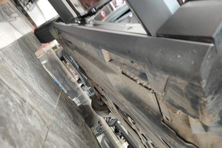 Used Mazda CX-4 2020 2.0L Automatic Two-Wheel Drive Blue Sky Luxury Edition Right Side Sill