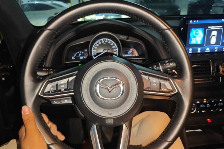Used Mazda CX-4 2020 2.0L Automatic Two-Wheel Drive Blue Sky Luxury Edition Steering Wheel