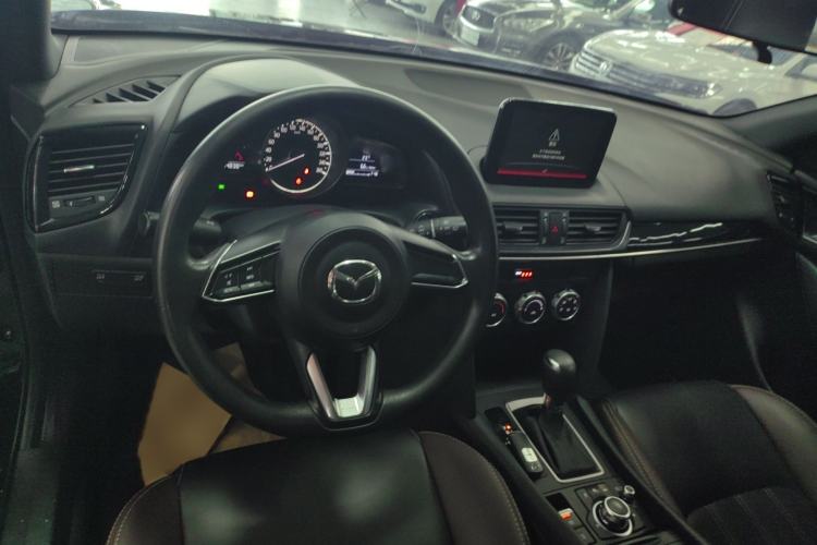 Used Mazda CX-4 2020 2.0L Automatic Two-Wheel Drive Blue Sky Dynamic Edition Steering Wheel