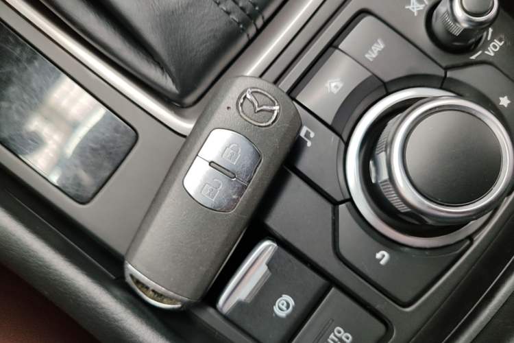 Used Mazda CX-4 2020 2.0L Automatic Two-Wheel Drive Blue Sky Dynamic Edition Vehicle Key