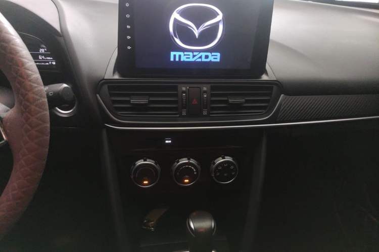 Used Mazda CX-4 2020 2.0L Automatic Two-Wheel Drive Blue Sky Dynamic Edition Audio And AC Panel