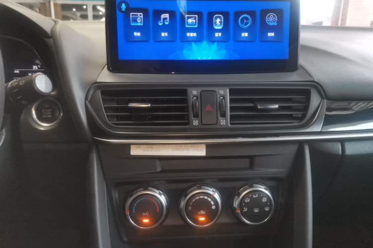 Used Mazda CX-4 2020 2.0L Automatic Two-Wheel Drive Blue Sky Dynamic Edition Audio And AC Panel