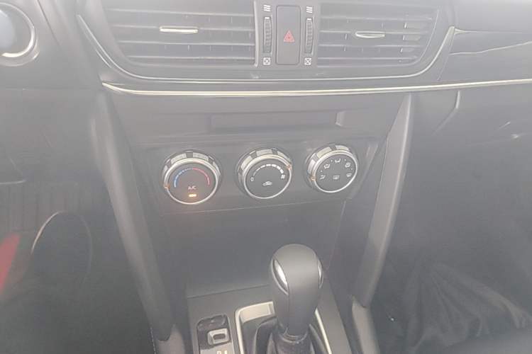 Used Mazda CX-4 2020 2.0L Automatic Two-Wheel Drive Blue Sky Dynamic Edition Audio And AC Panel