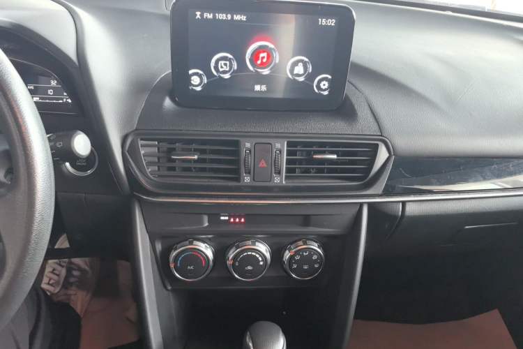 Used Mazda CX-4 2020 2.0L Automatic Two-Wheel Drive Blue Sky Dynamic Edition Audio And AC Panel