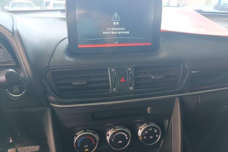 Used Mazda CX-4 2020 2.0L Automatic Two-Wheel Drive Blue Sky Dynamic Edition Audio And AC Panel