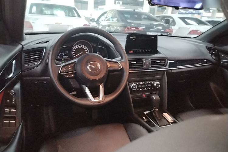 Used Mazda CX-4 2020 2.0L Automatic Two-Wheel Drive Blue Sky Exploration Edition Center Console