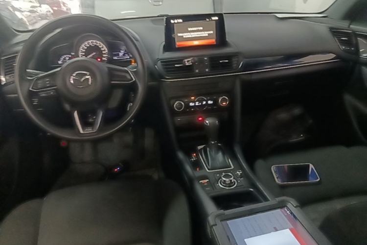 Used Mazda CX-4 2020 2.0L Automatic Two-Wheel Drive Blue Sky Exploration Edition Center Console