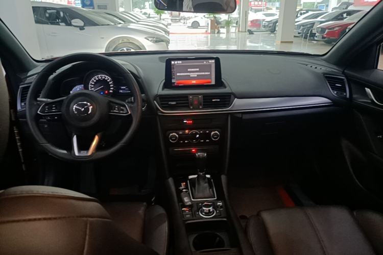 Used Mazda CX-4 2020 2.0L Automatic Two-Wheel Drive Blue Sky Luxury Edition Center Console