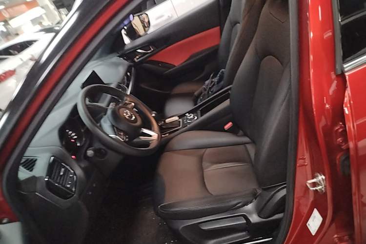 Used Mazda CX-4 2020 2.0L Automatic Two-Wheel Drive Blue Sky Exploration Edition Driver Seat
