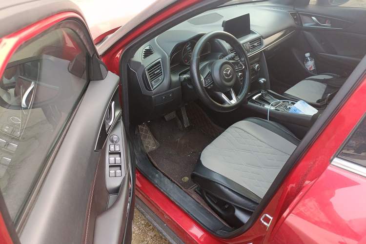 Used Mazda CX-4 2020 2.5L Automatic 2WD Sky-Drive Fun Edition Driver Seat
