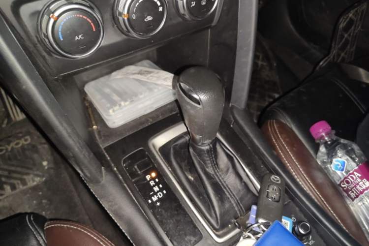 Used Mazda CX-4 2020 2.0L Automatic Two-Wheel Drive Blue Sky Exploration Edition Gear Lever