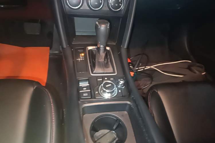 Used Mazda CX-4 2020 2.0L Automatic Two-Wheel Drive Blue Sky Dynamic Edition Gear Lever