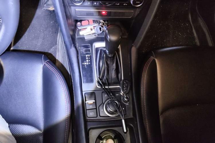 Used Mazda CX-4 2020 2.0L Automatic Two-Wheel Drive Blue Sky Exploration Edition Gear Lever