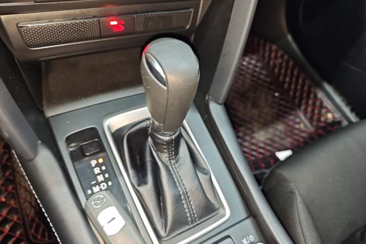 Used Mazda CX-4 2020 2.0L Automatic Two-Wheel Drive Blue Sky Exploration Edition Gear Lever