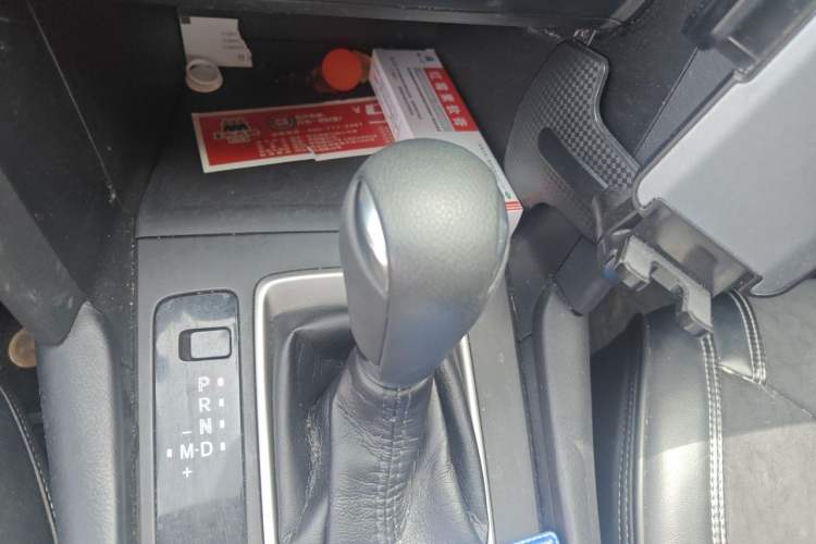 Used Mazda CX-4 2020 2.0L Automatic Two-Wheel Drive Blue Sky Dynamic Edition Gear Lever