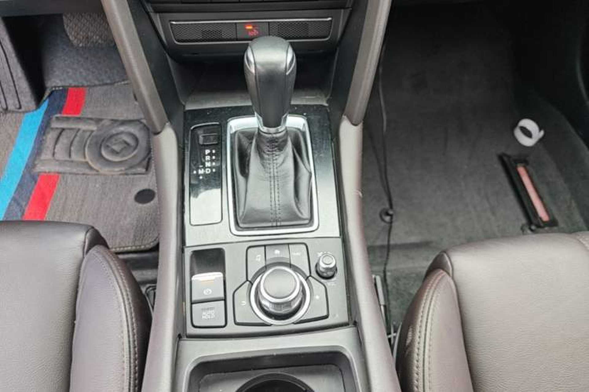 Used Mazda CX-4 2020 2.0L Automatic Two-Wheel Drive Blue Sky Luxury Edition Gear Lever