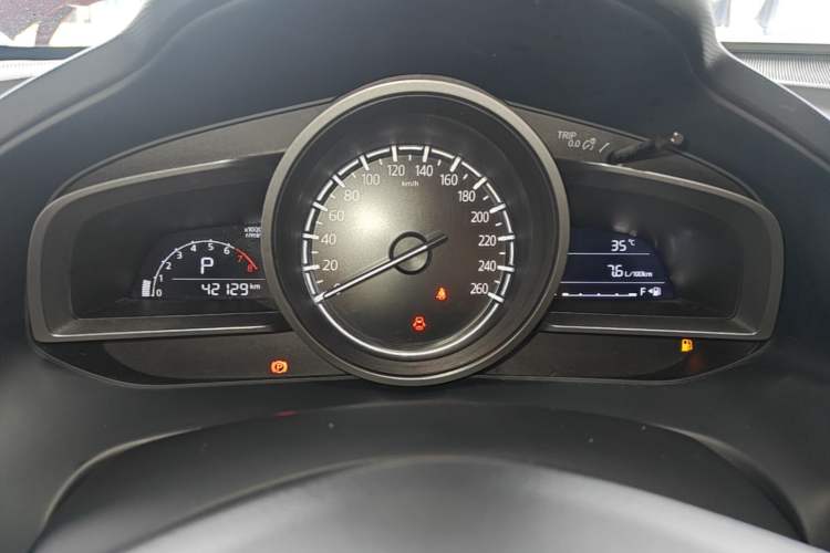 Used Mazda CX-4 2020 2.0L Automatic Two-Wheel Drive Blue Sky Dynamic Edition Instrument Cluster