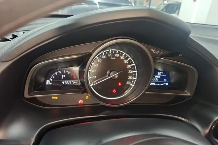 Used Mazda CX-4 2020 2.0L Automatic Two-Wheel Drive Blue Sky Exploration Edition Instrument Cluster