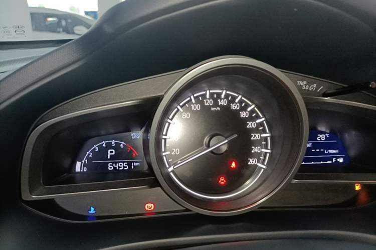Used Mazda CX-4 2020 2.0L Automatic Two-Wheel Drive Blue Sky Luxury Edition Instrument Cluster