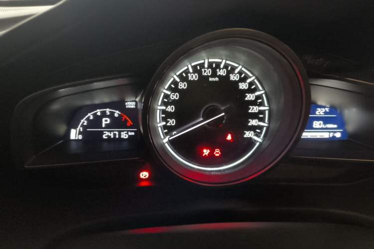 Used Mazda CX-4 2020 2.0L Automatic Two-Wheel Drive Blue Sky Luxury Edition Instrument Cluster