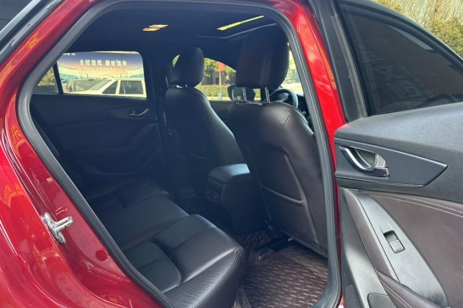 Used Mazda CX-4 2020 2.0L Automatic Two-Wheel Drive Blue Sky Luxury Edition Interior 9