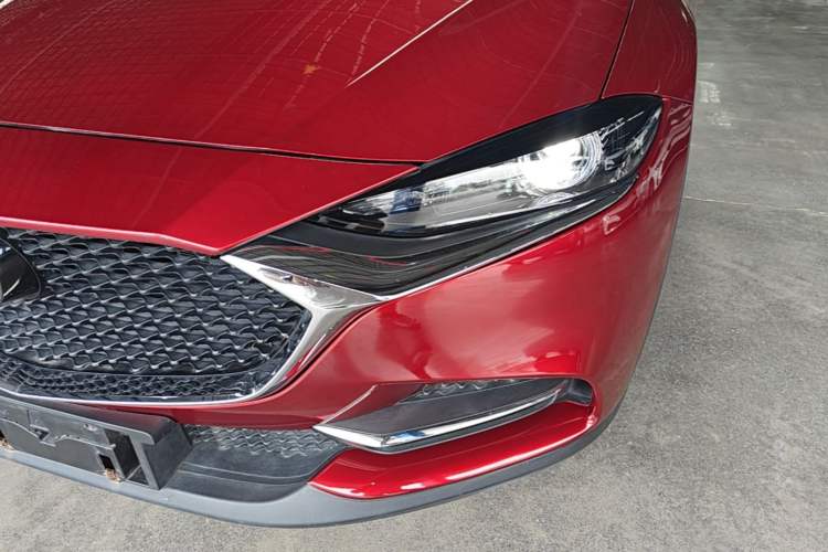 Used Mazda CX-4 2020 2.0L Automatic Two-Wheel Drive Blue Sky Dynamic Edition Left Front Headlight