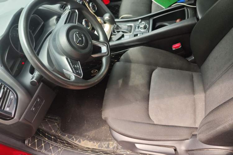 Used Mazda CX-4 2020 2.0L Automatic Two-Wheel Drive Blue Sky Youth Edition Left Front Seat