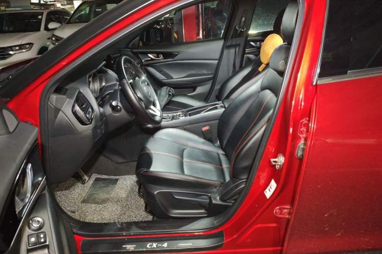 Used Mazda CX-4 2020 2.0L Automatic Two-Wheel Drive Blue Sky Dynamic Edition Left Front Seat