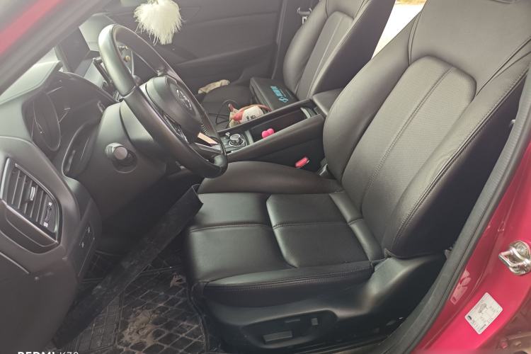 Used Mazda CX-4 2020 2.0L Automatic Two-Wheel Drive Blue Sky Luxury Edition Left Front Seat