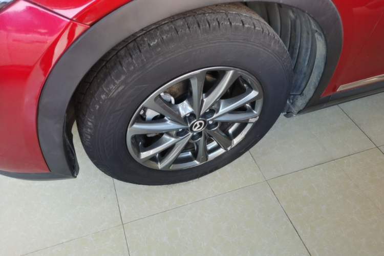 Used Mazda CX-4 2020 2.0L Automatic Two-Wheel Drive Blue Sky Dynamic Edition Left Front Wheel Hub