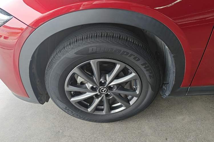 Used Mazda CX-4 2020 2.0L Automatic Two-Wheel Drive Blue Sky Dynamic Edition Left Front Wheel Hub