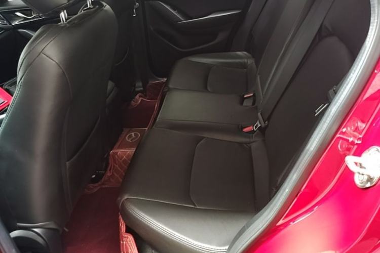 Used Mazda CX-4 2020 2.0L Automatic Two-Wheel Drive Blue Sky Dynamic Edition Left Rear Seat