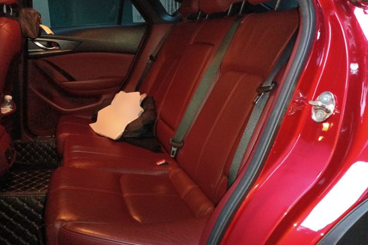 Used Mazda CX-4 2020 2.5L Automatic All-Wheel Drive Blue Sky Fearless Edition Left Rear Seat