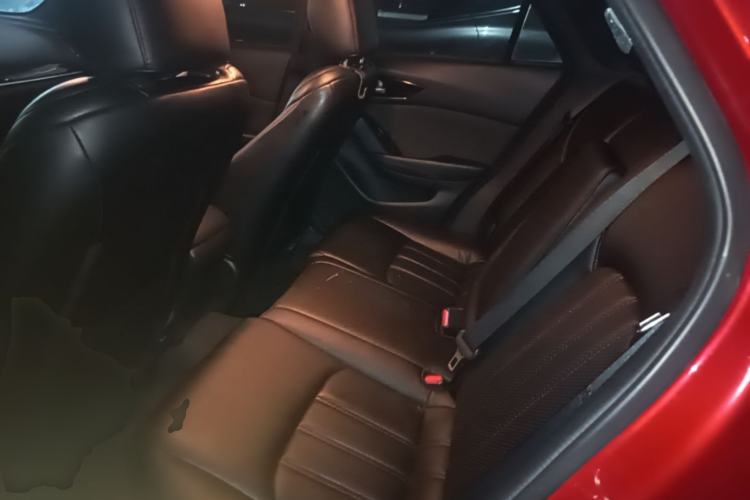 Used Mazda CX-4 2020 2.0L Automatic Two-Wheel Drive Blue Sky Dynamic Edition Left Rear Seat