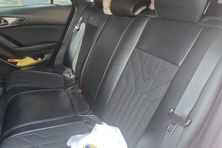 Used Mazda CX-4 2020 2.0L Automatic Two-Wheel Drive Blue Sky Dynamic Edition Left Rear Seat