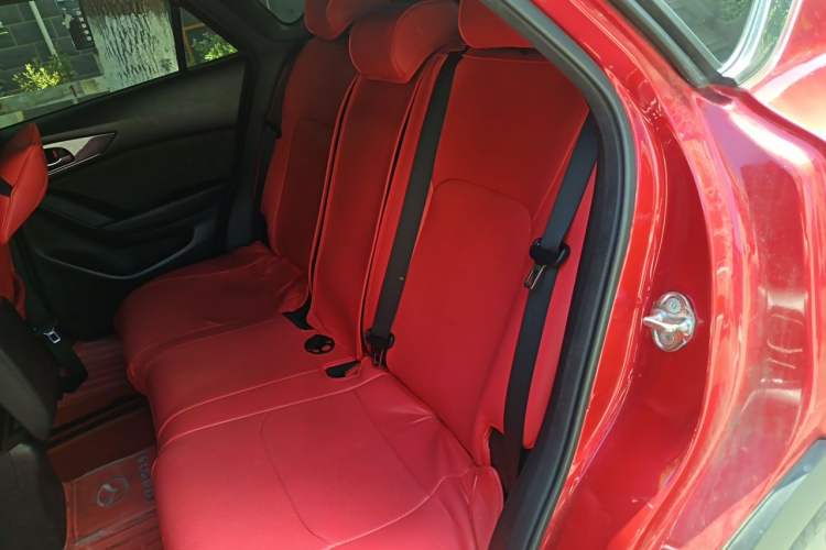 Used Mazda CX-4 2020 2.0L Automatic Two-Wheel Drive Blue Sky Dynamic Edition Left Rear Seat