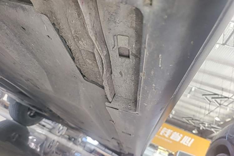 Used Mazda CX-4 2020 2.0L Automatic Two-Wheel Drive Blue Sky Dynamic Edition Left Side Sill