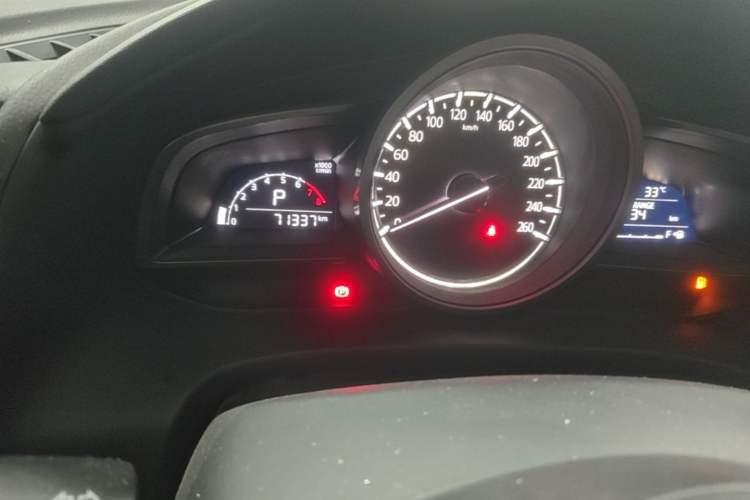 Used Mazda CX-4 2020 2.0L Automatic Two-Wheel Drive Blue Sky Dynamic Edition Odometer Close Up