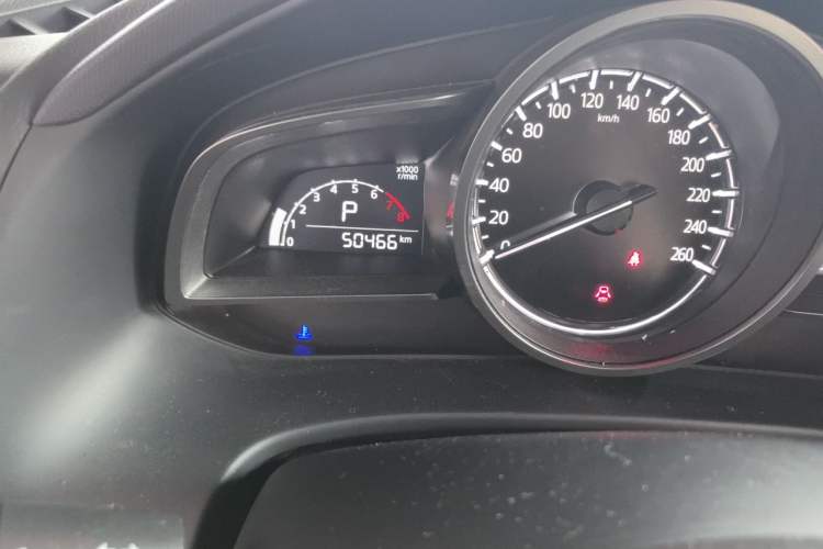 Used Mazda CX-4 2020 2.0L Automatic Two-Wheel Drive Blue Sky Dynamic Edition Odometer Close Up