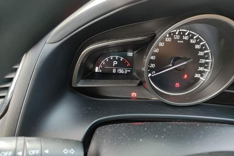 Used Mazda CX-4 2020 2.0L Automatic Two-Wheel Drive Blue Sky Dynamic Edition Odometer Close Up