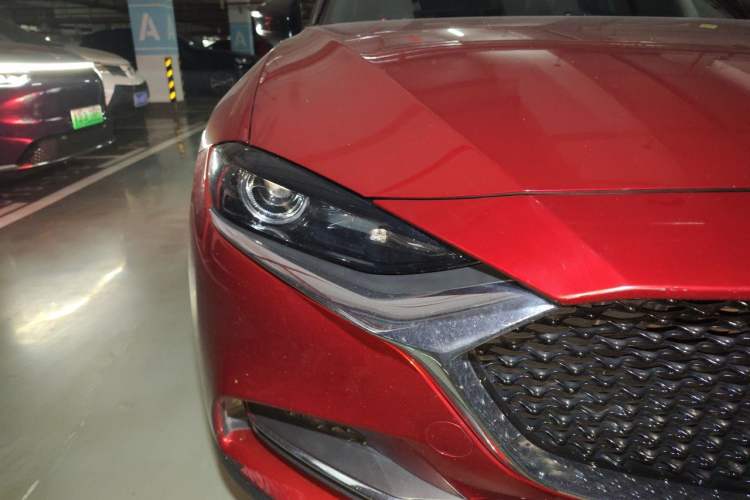 Used Mazda CX-4 2020 2.0L Automatic Two-Wheel Drive Blue Sky Dynamic Edition Right Front Headlight