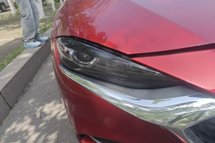 Used Mazda CX-4 2020 2.0L Automatic Two-Wheel Drive Blue Sky Dynamic Edition Right Front Headlight