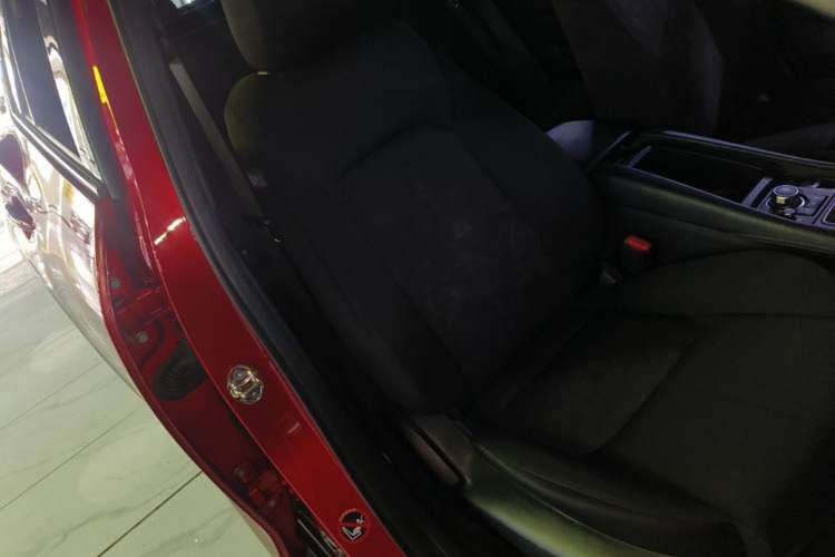 Used Mazda CX-4 2020 2.0L Automatic Two-Wheel Drive Blue Sky Dynamic Edition Right Front Seat