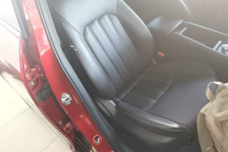 Used Mazda CX-4 2020 2.0L Automatic Two-Wheel Drive Blue Sky Dynamic Edition Right Front Seat