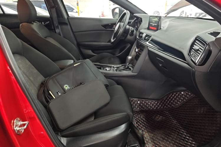 Used Mazda CX-4 2020 2.0L Automatic Two-Wheel Drive Blue Sky Exploration Edition Right Front Seat