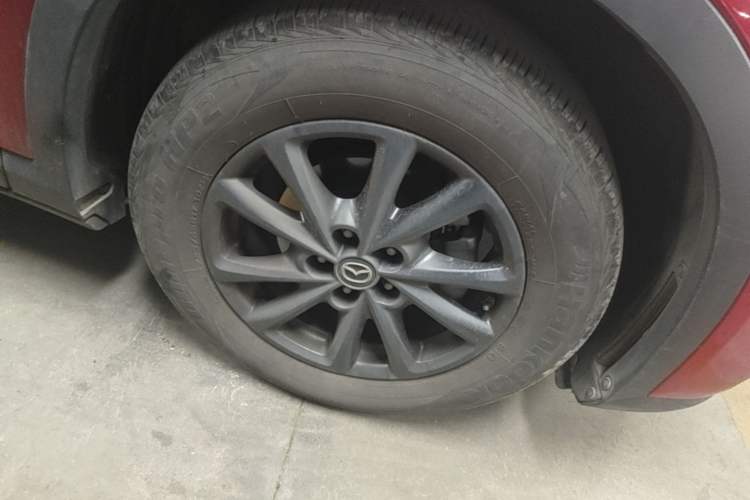 Used Mazda CX-4 2020 2.0L Automatic Two-Wheel Drive Blue Sky Dynamic Edition Right Front Wheel Hub