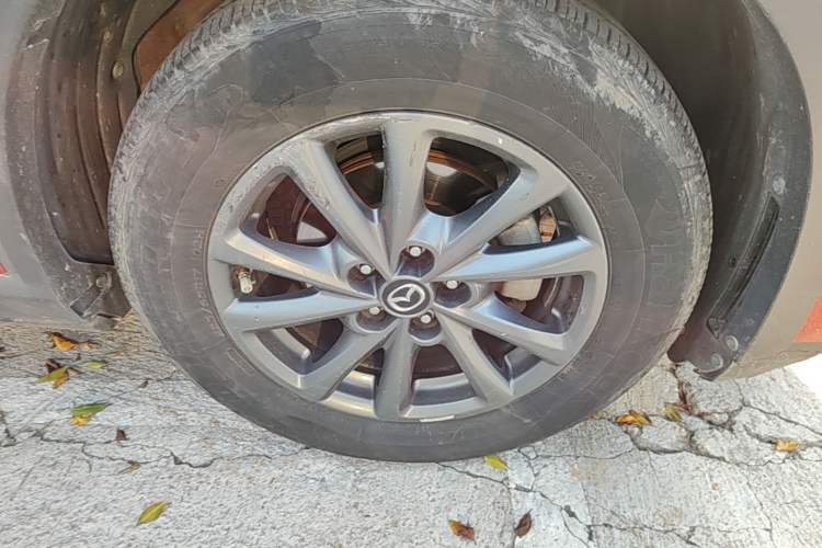 Used Mazda CX-4 2020 2.0L Automatic Two-Wheel Drive Blue Sky Dynamic Edition Right Front Wheel Hub