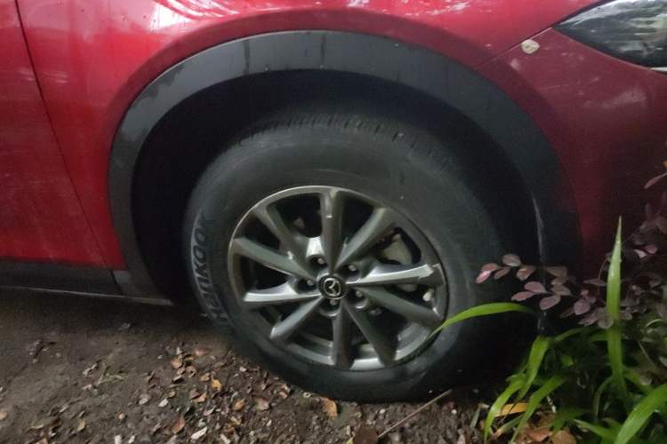 Used Mazda CX-4 2020 2.0L Automatic Two-Wheel Drive Blue Sky Exploration Edition Right Front Wheel Hub