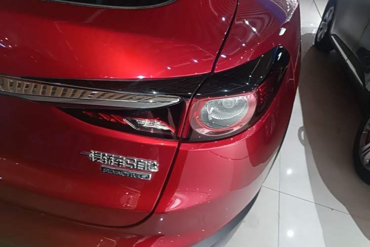 Used Mazda CX-4 2020 2.0L Automatic Two-Wheel Drive Blue Sky Dynamic Edition Right Rear Taillight