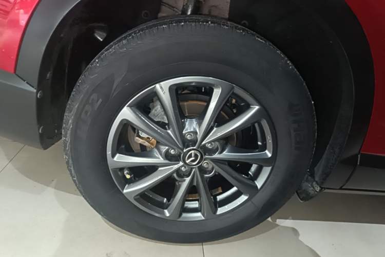 Used Mazda CX-4 2020 2.0L Automatic Two-Wheel Drive Blue Sky Dynamic Edition Right Rear Wheel Hub